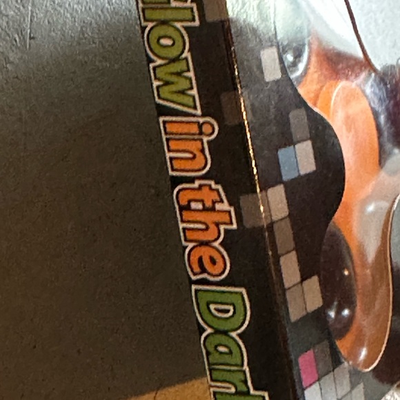 Orange Glow In The Dark Brand New Fidget Spinner - Picture 2 of 3